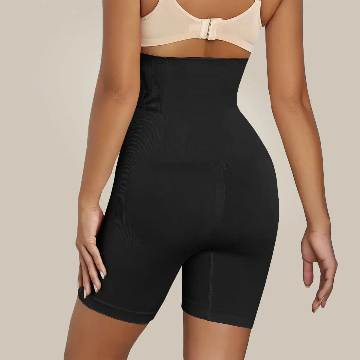 Short gainant taille haute post-partum